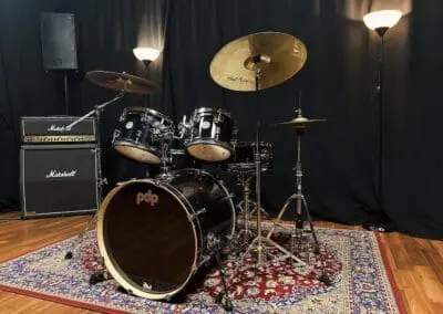 Standard jam studio in Hamilton Ontario